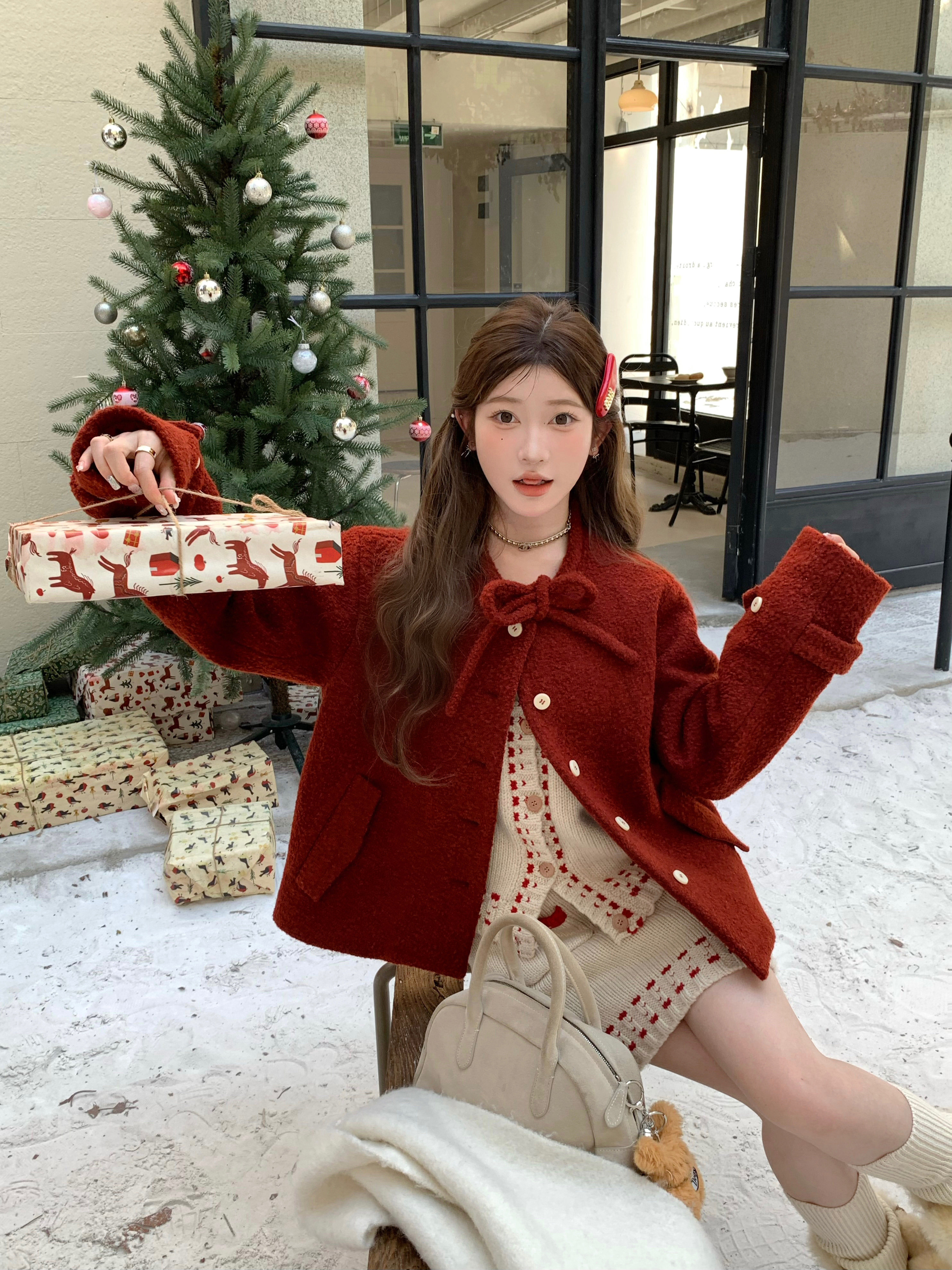 迟伞伞 jinglebell热红酒 红系带蝴蝶结圈圈羊毛短大衣外套女