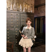 迟伞伞26 短上衣 假两件蕾丝蝴蝶结翻领羊毛针织衫 月光玛德琳