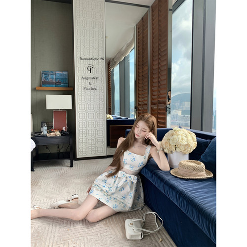 迟伞伞26/ss 西西里花 sst蓝碎花蕾丝拼接无袖连衣裙设计感短裙