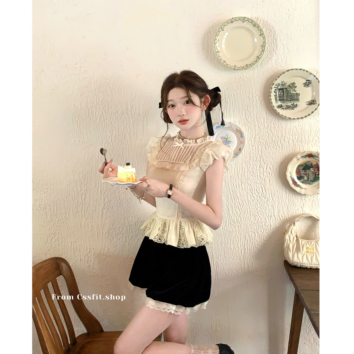 迟伞伞  甜美野心家 刺绣蕾丝拼接古着小裙摆气质天丝衬衫上衣