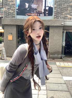 迟伞伞 tb画报少女 灰色羊毛开衫蝴蝶结衬衫双扣半裙短裙套装