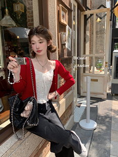 女薄款 精致小金扣针织开衫 显瘦短上衣女 酸甜红樱桃 迟伞伞