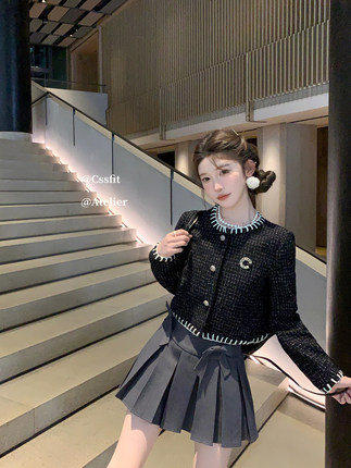 迟伞伞 23/fw Carrieres街道 少女千金感 70羊毛小香外套短款