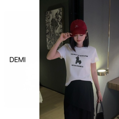 MISS RUILI定制  春季新款韩版时尚简约休闲圆领小马印花T恤F1750