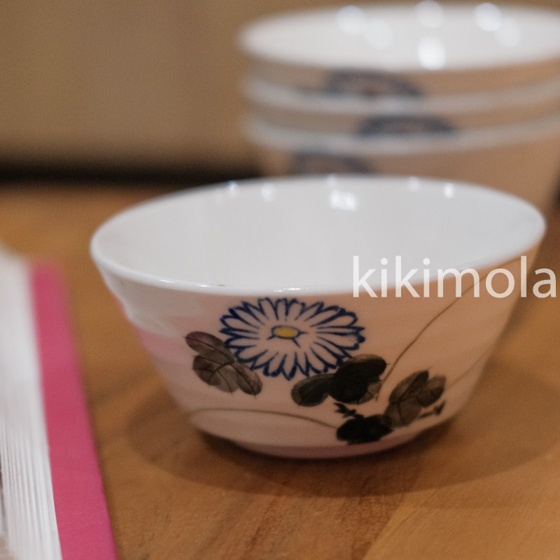 日本制 陶瓷碗 青花 手绘 釉下 彩赤绘 彩绘 斗笠碗 卡通 花卉