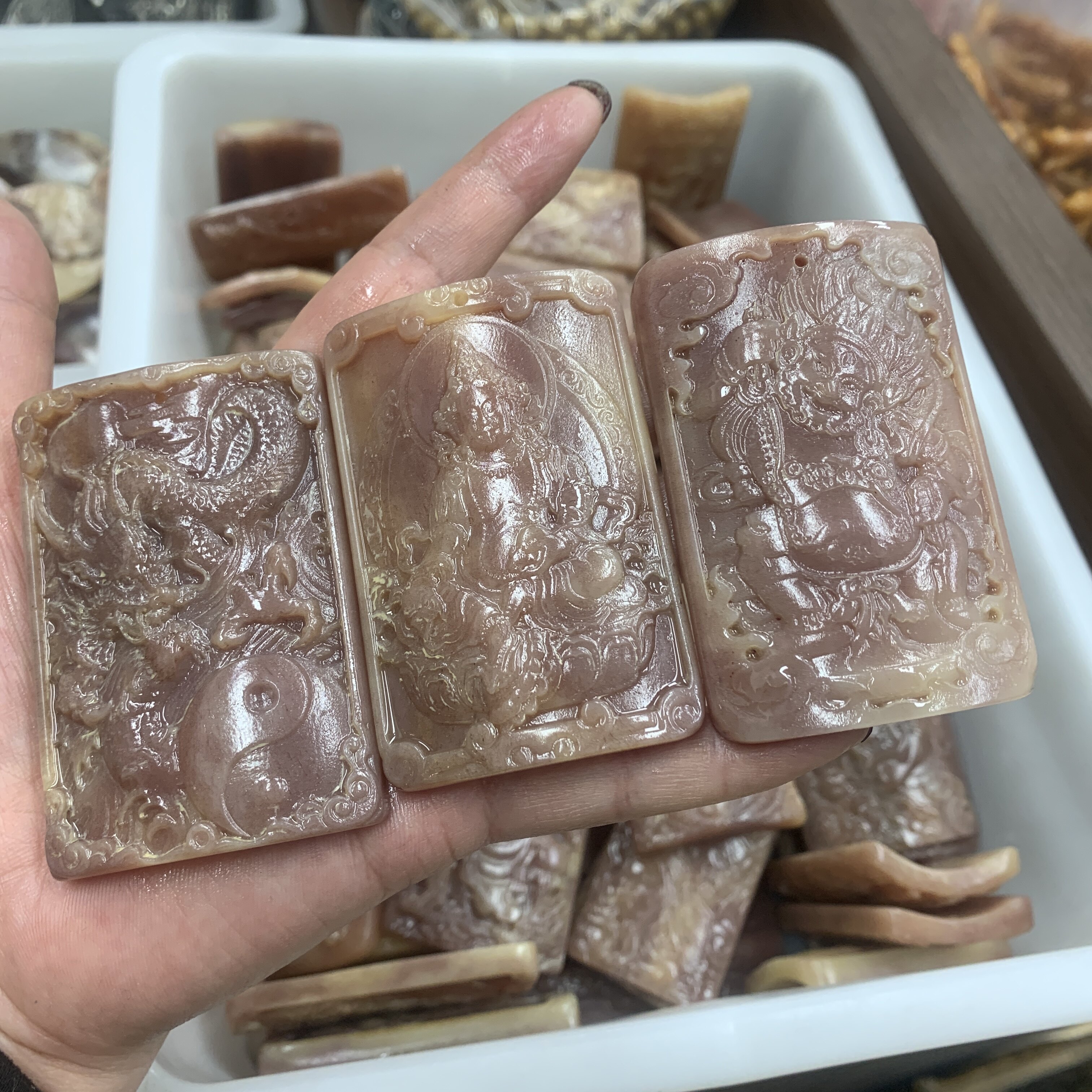 图案随机鹿骨头骨三界手把件吊坠项链挂件鹿角盘梅花鹿手把件男女