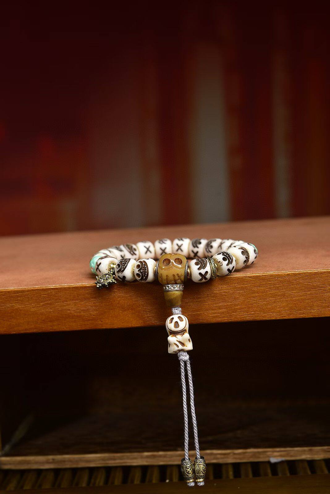 藏传回流骨雕刻阿呆文玩手串单圈藏式玛瑙松石牦牛骨三通配饰