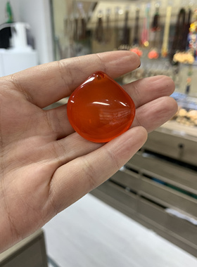 鱼惊石色吊坠红色青鱼石色吊坠鱼骨色项链鱼骨色吊坠