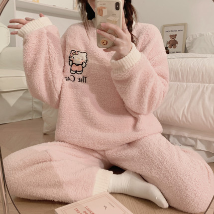 甜美KT猫秋冬款珊瑚绒睡衣女加厚保暖可外穿法兰绒家居服套装冬天