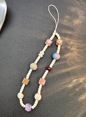 原创自制彩石串珠手机链简约ins短款手腕挂饰ccd相机挂绳挂件