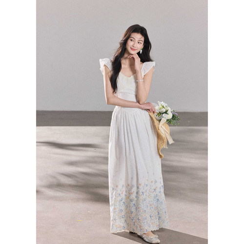 贰羊设计【堇禾】法式通勤碎花蕾丝V领小飞袖连衣裙