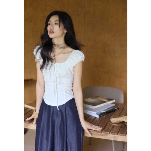 贰羊设计【玉蕊】100棉复古方领白色上衣女修身泡泡短袖甜美小衫
