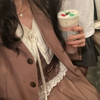 Кофейное пальто