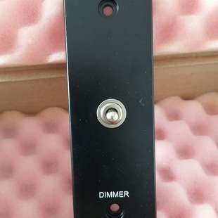 可维修-全新Dimmer External SD4调光器，型号-议价