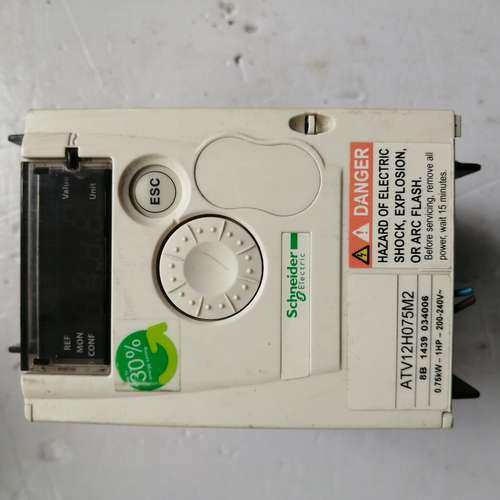 施耐德变频器ATV12H075M2，0.75KW，220V输