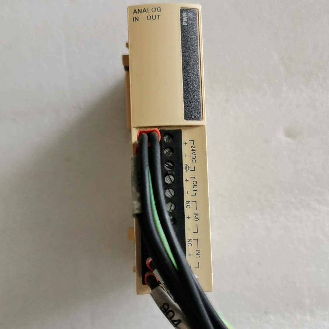 议价-施耐德TWDAMM3HT成色如图功能正常，感兴