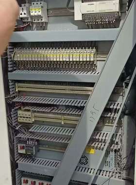 可维修-三菱FⅩ3u一80MR一ES一A   加上Fx2N-议价