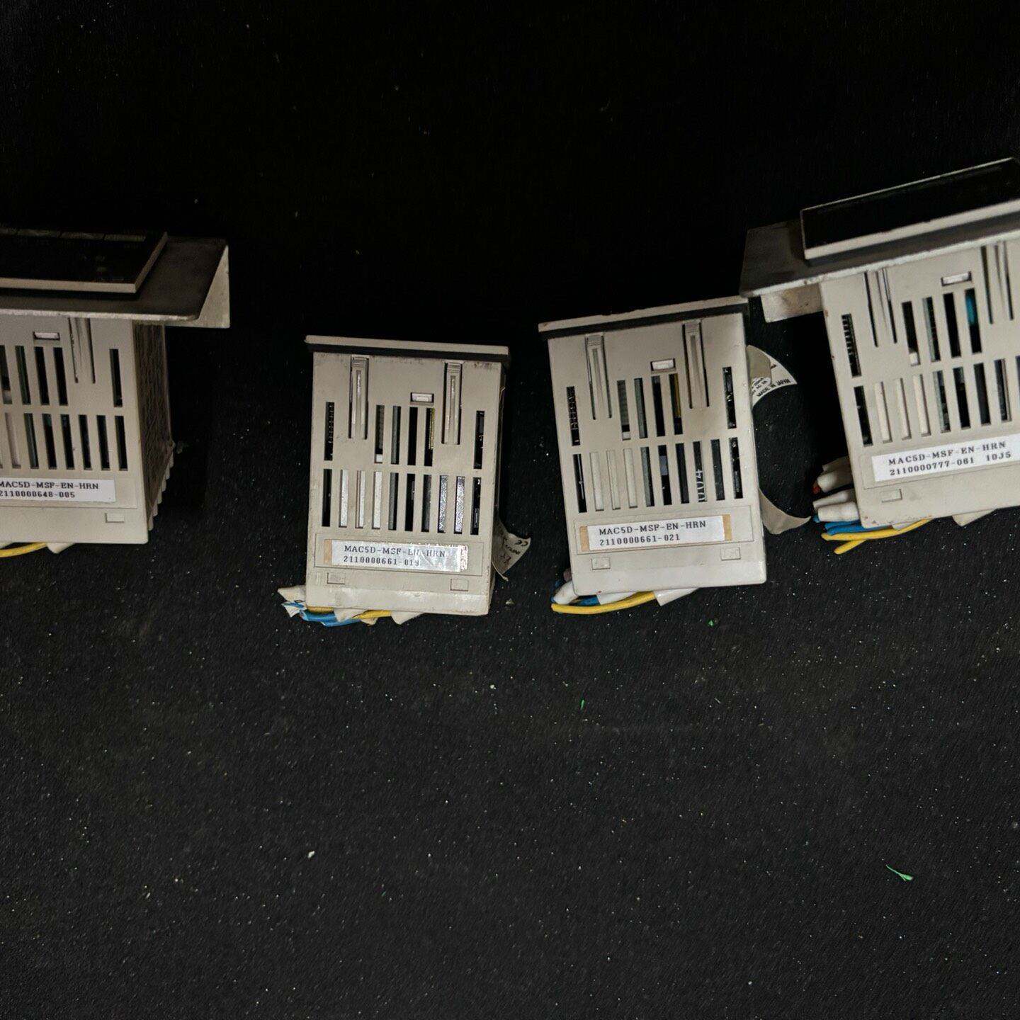 议价-SHIMAX温控器 MAC5D-MSF-EN-HRN  一共