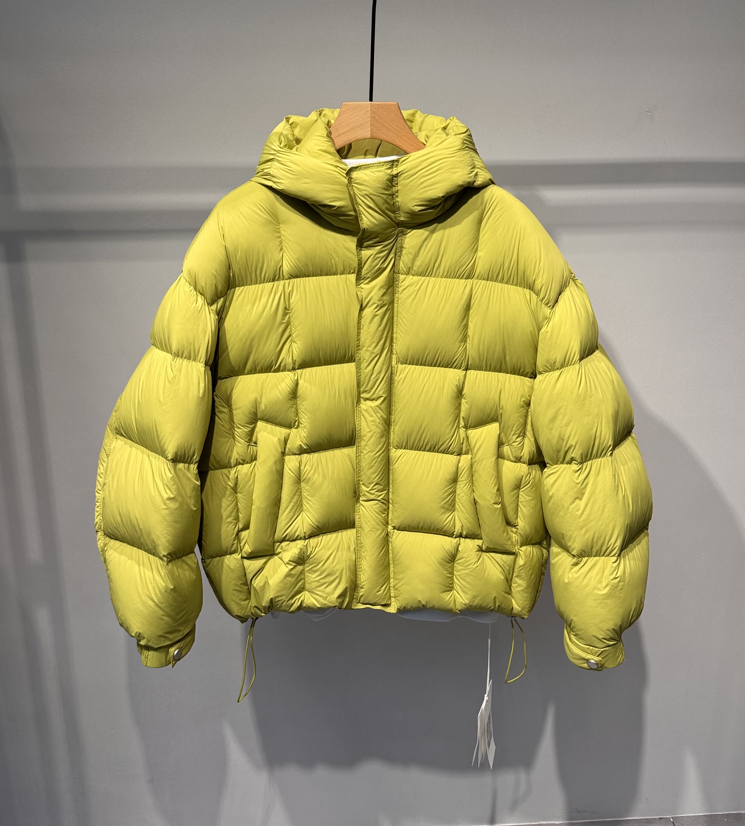 冬季高充绒宽松连帽羽绒服男下摆抽绳加厚保暖轻便90绒蓬松面包服