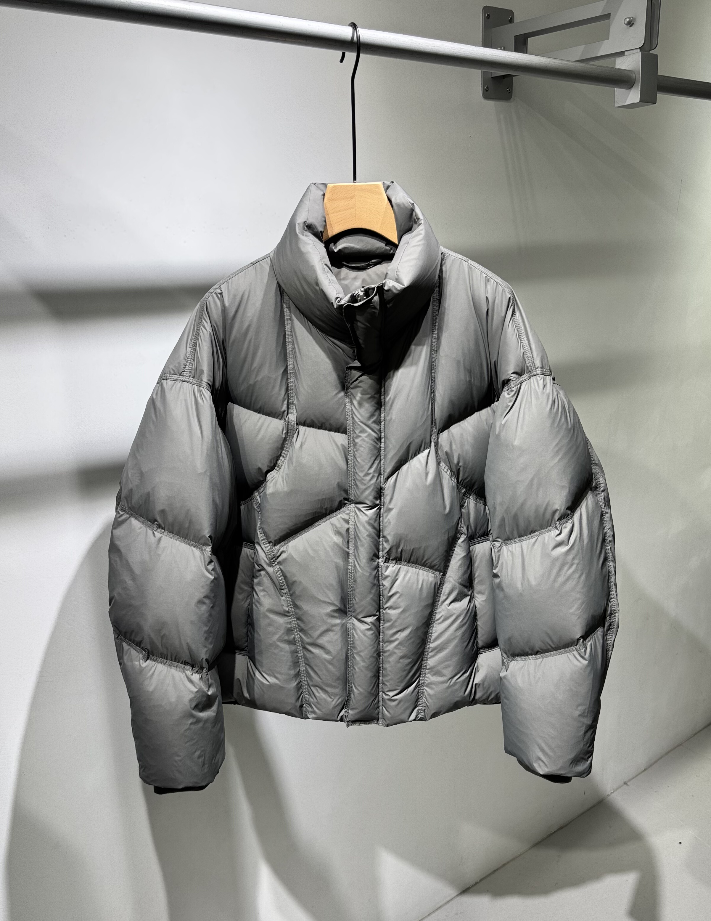 冬季新款男士立领泡芙羽绒服美式潮流结构设计加厚保暖外套面包服