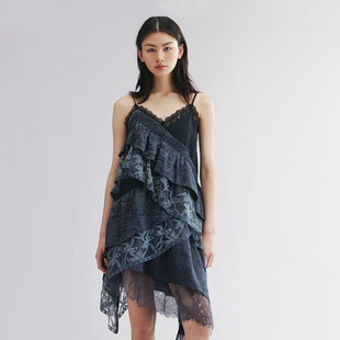 「更自由」蕾丝吊带连衣裙 新款 UOOYAA 乌丫2025秋季