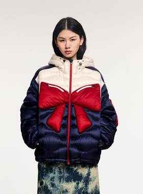 UOOYAA/乌丫2025冬季新款经典蝴蝶结户外鹅绒羽绒服