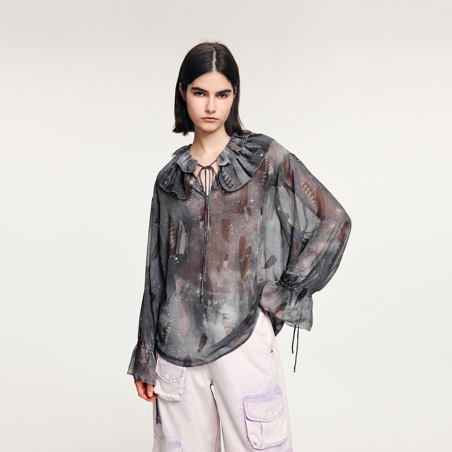 UOOYAA超现实羽毛荷叶领衬衫