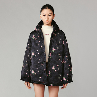 UOOYAA 墙纸纹样花朵两穿羽绒服 乌丫欧式