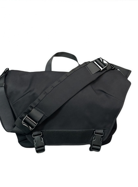 25新款GRANVILLE 10L男女同款翻盖单肩斜挎包纯色户外翻盖 邮差包