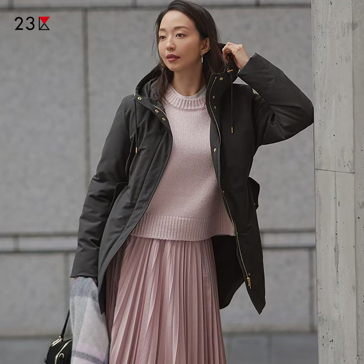 白鸭绒连帽中长羽绒外套商场同款