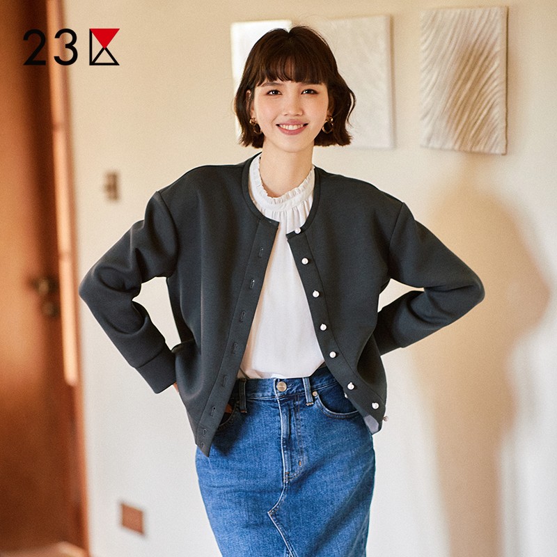 宽松版混纺针织休闲外套商场同款