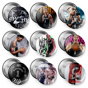 篮球圣安东尼奥马刺队文班亚马周边吧唧胸章书包挂件磁吸冰箱贴