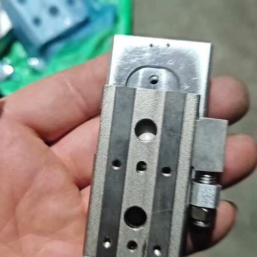 议价费托斯气缸MXQ8L-20CS要联系！可维修