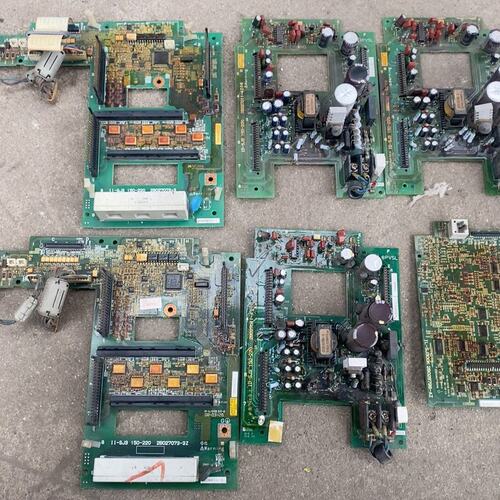 议价日立变频器SJ300-220HFE-JW 22KW/30KW可维修