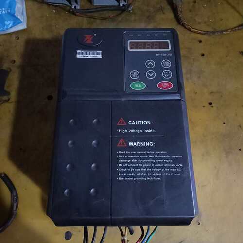 议价富凌变频器3.7KW，型号F1000-B0037L4A，三相可维修