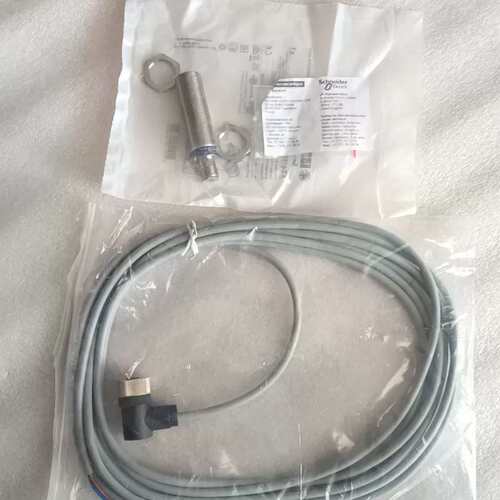 议价 MAN主机转速传感器 测速探头 XS618B1NBM12 可维修