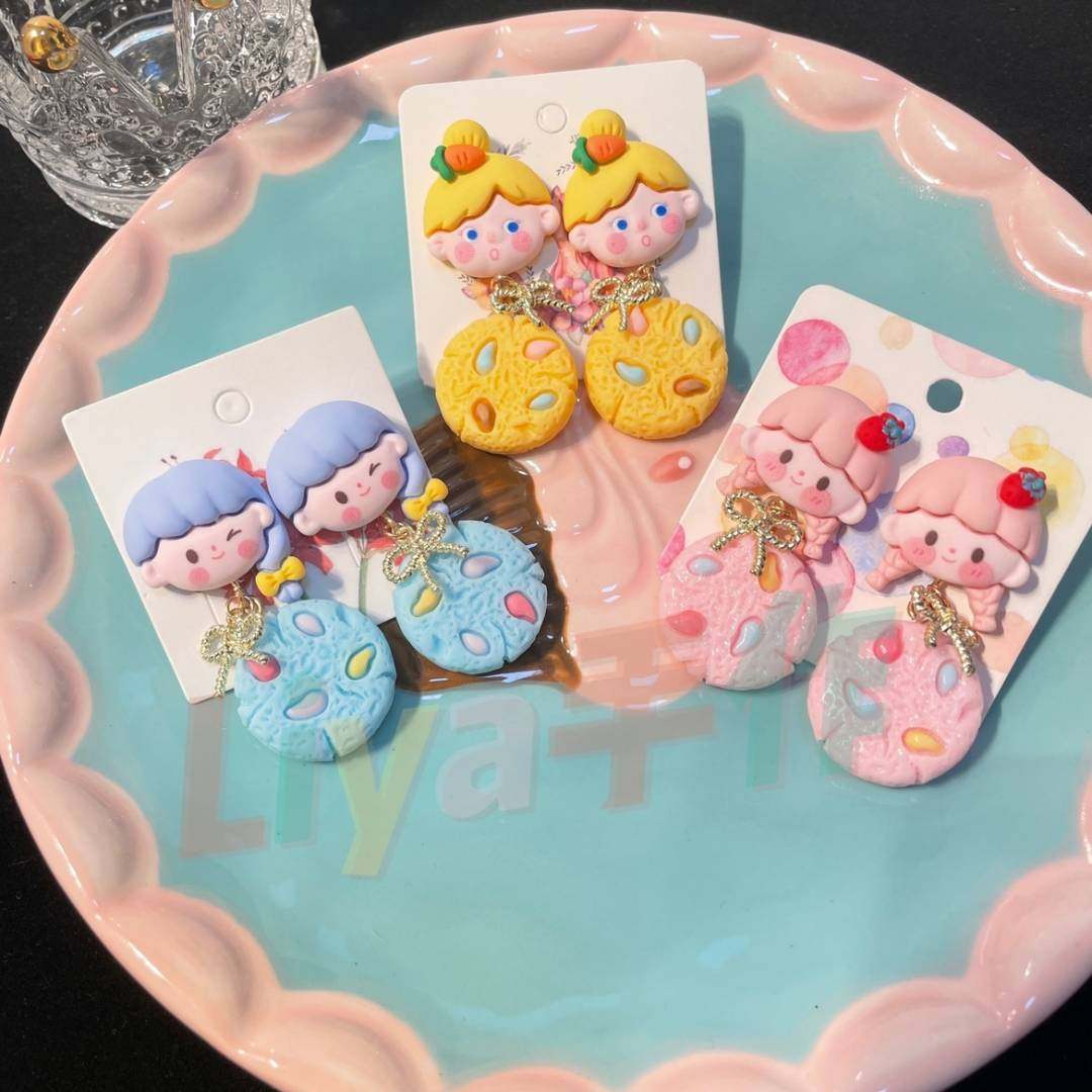 卡通搞怪印第安娃娃彩色饼干耳环民族风可爱树脂耳饰925银针耳夹