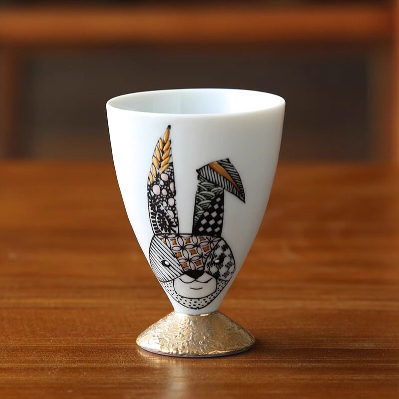 日本陶艺家北村和义手绘金箔兔子高足酒杯 高档酒具 清酒杯木盒装