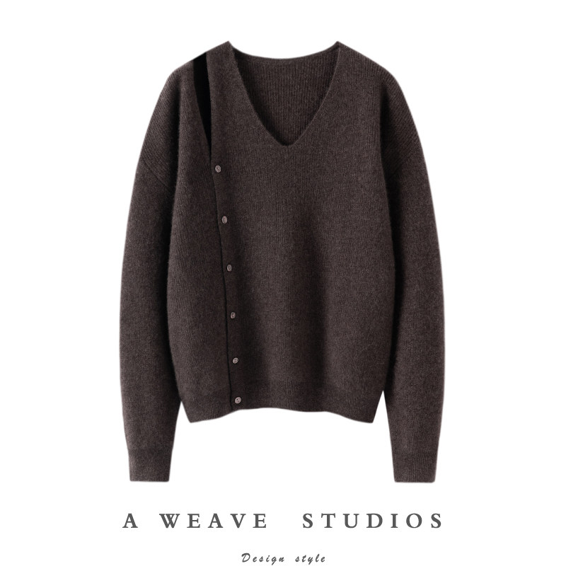 又柔又暖~V领斜边开扣纯山羊绒开衫女纯羊绒毛衣针织开衫宽松,女装/女士精品,羊绒衫,淘宝优惠券,粉丝福利购,淘宝优惠卷