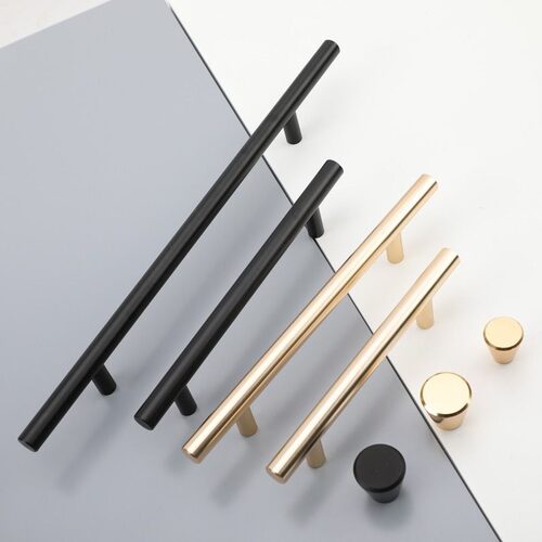 Bauma Simple European Wardrobe, Cabinet Door, Golden Handle
