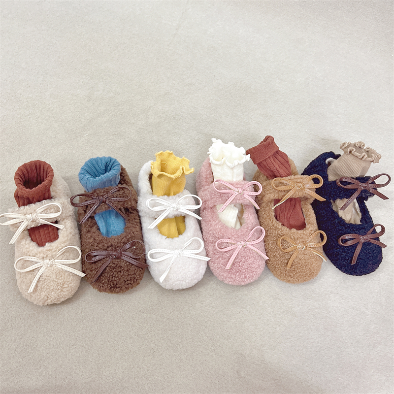 女童软底毛毛鞋冬2025新款春秋款时尚棉鞋宝宝加绒保暖户外豆豆鞋