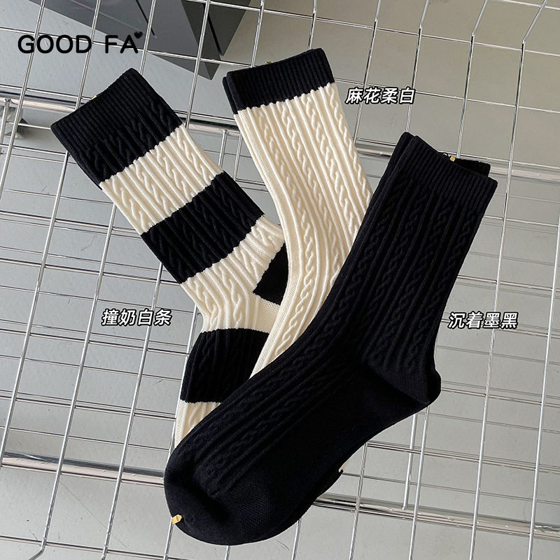 黑白条纹撞色袜子女秋冬立体坑条麻花中筒袜日系JK百搭保暖长袜