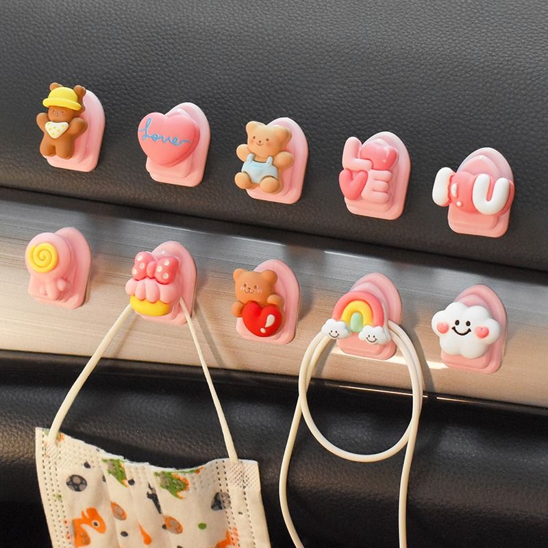 2023新汽车小号挂钩粘贴式车载置物挂勾可爱副驾驶多功能车内粘钩