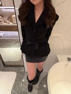 2025秋冬新款时尚气质优雅百搭修身收腰羊毛羊绒毛呢短款外套大衣