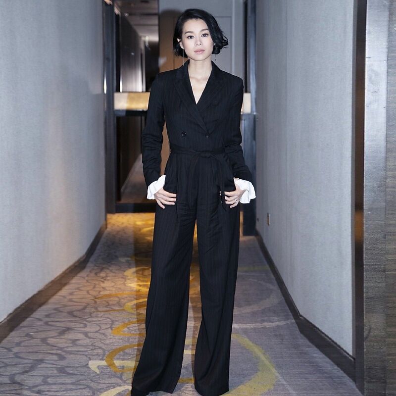 连衣裤2025春秋新款女装职业气质女神范翻领条纹西装连体裤阔腿裤
