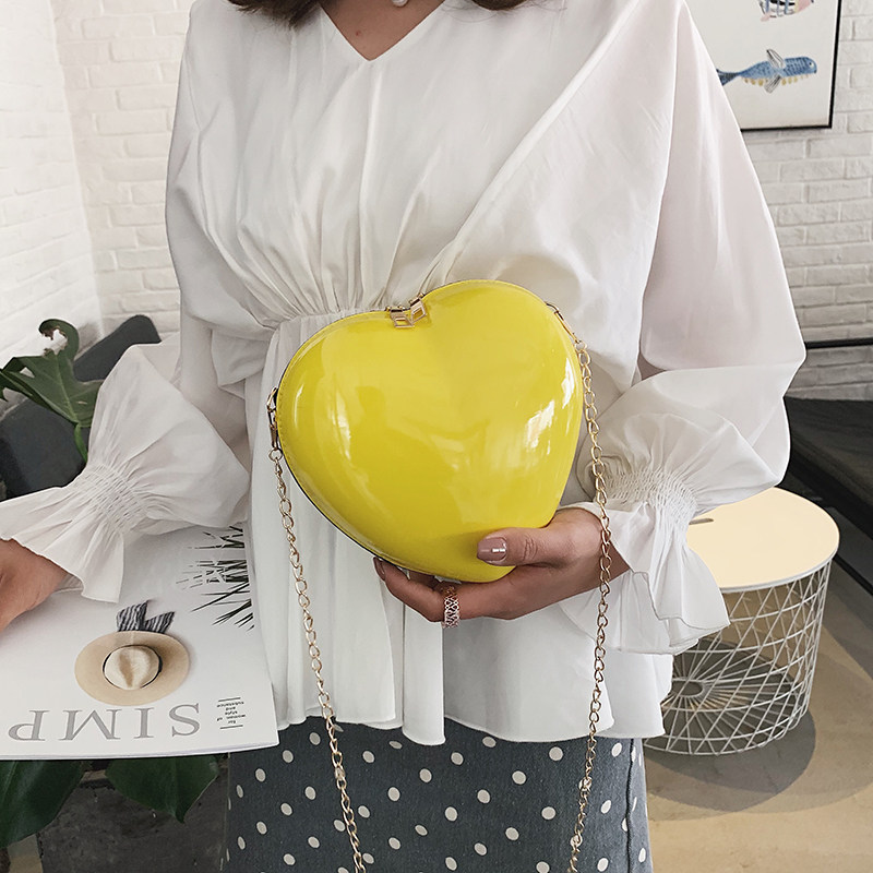 chic小包包女2020新款韩版洋气链条时尚爱心包冬季百搭斜挎单肩包在类目 箱包皮具/热销女包/男包, 女士包袋中 - 来自Buy2taobao.com提供专业的淘宝代购服务