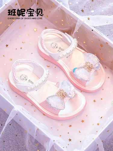 Летние детские сандалии для принцессы, туфли, 2022 года, мягкая подошва, подходит для подростков, популярно в интернете