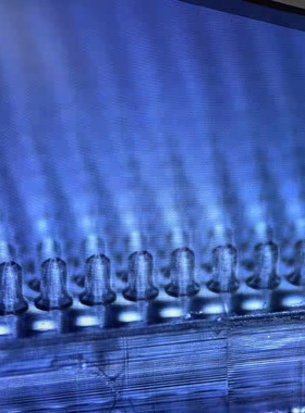 Octavelight 微纳3D打印高精度微纳结构微小零件微柱微孔精密加工