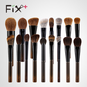 菲丝加芬新松毯S迭代版面部刷花羊毛松鼠毛灰鼠毛柔软亲肤化妆刷