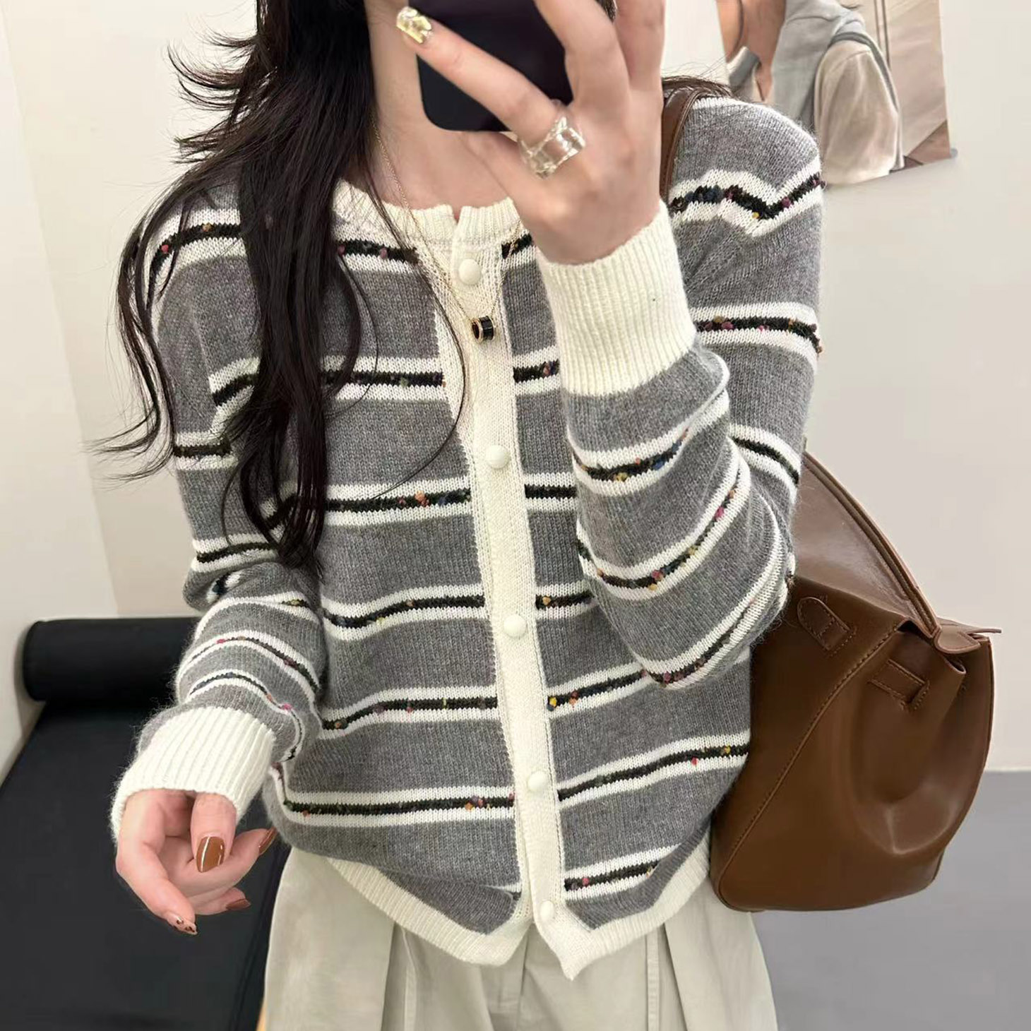 2025新款秋冬韩版宽松显瘦浣熊条纹针织开衫女百搭毛衣外套上衣潮